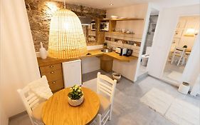 Ziv Boutique Apartments Town Square II